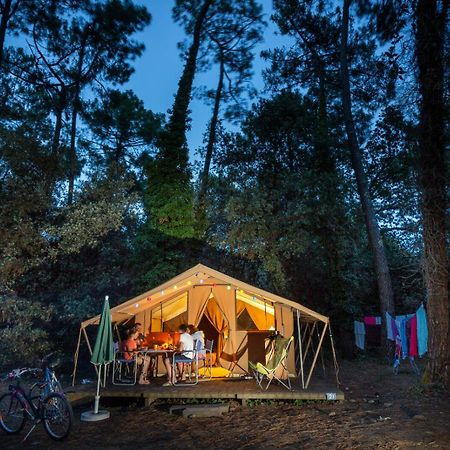 Huttopia Oleron Les Chenes Verts โดลุส โดเลรง ภายนอก รูปภาพ